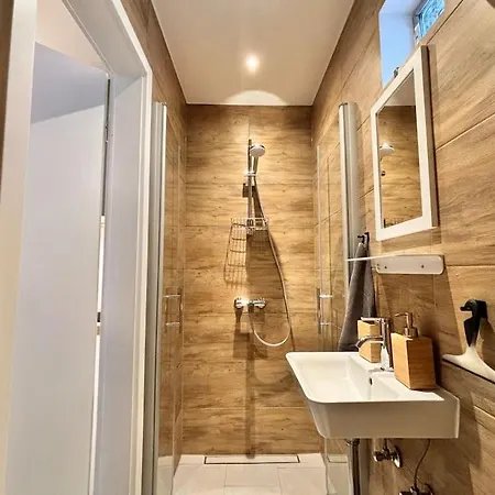 Nahe Frankfurt Flughafen & Messe דירה